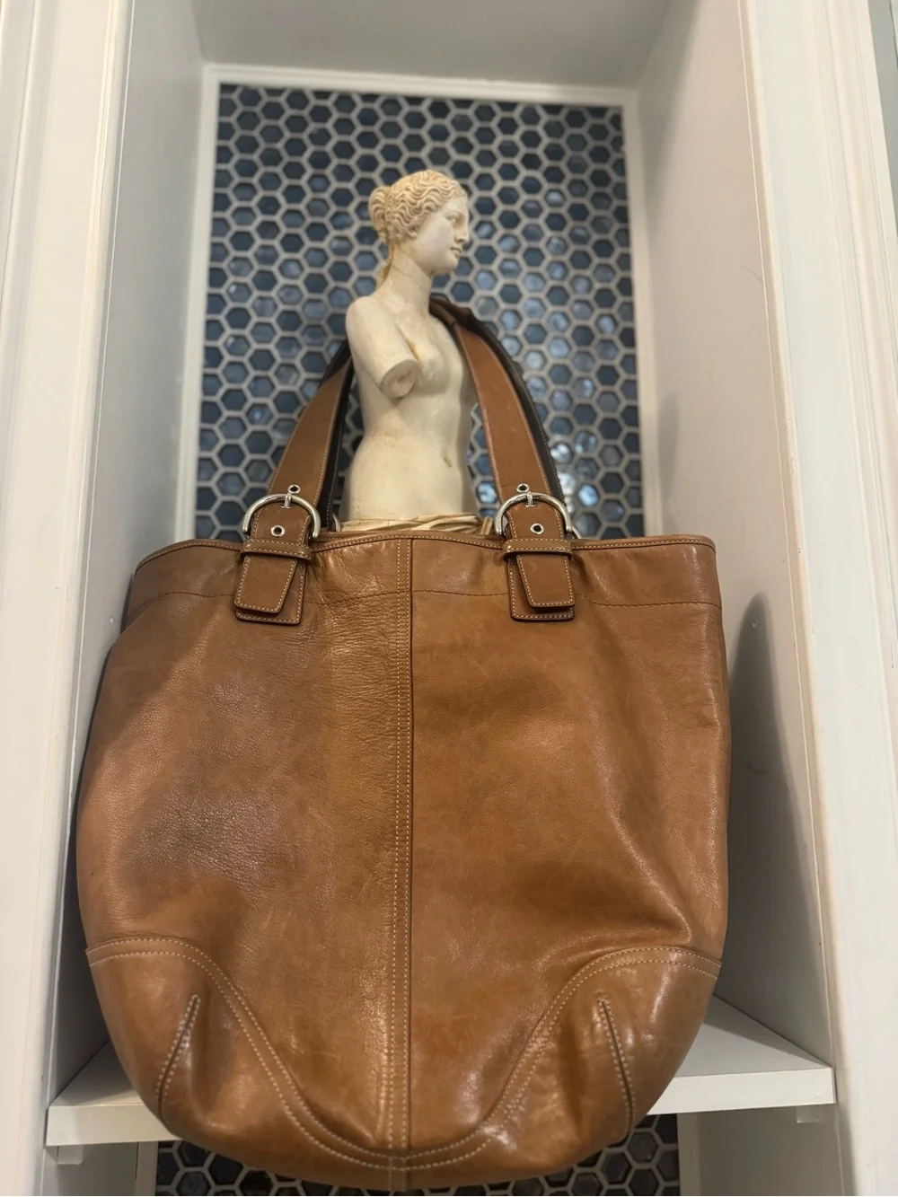 Coach 9547 Vintage Large Tan Leather Handbag Shoulder Saddle Hobo Bag carry all